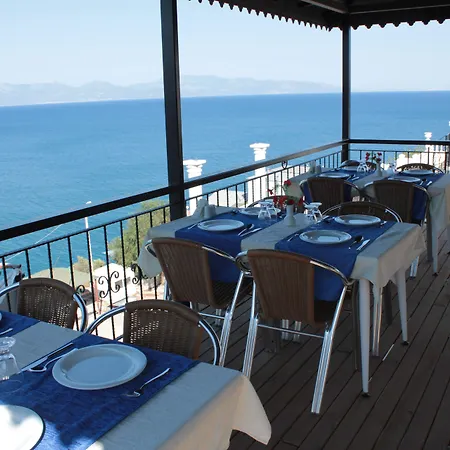 Carpe Diem Gold Hotel