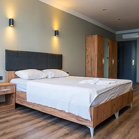 Carpe Diem Gold Hotel 2*