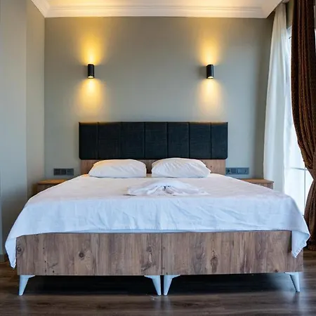 Carpe Diem Gold Hotel 2*