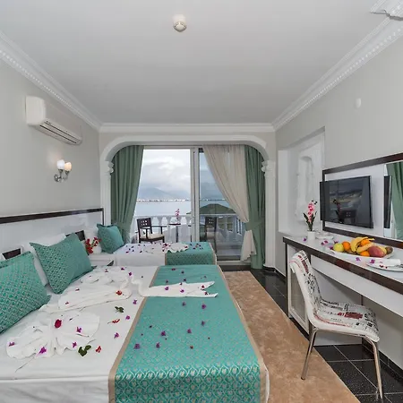 Hotel Carpe Diem Gold 2*