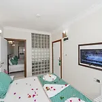 Carpe Diem Gold Hotel 4*